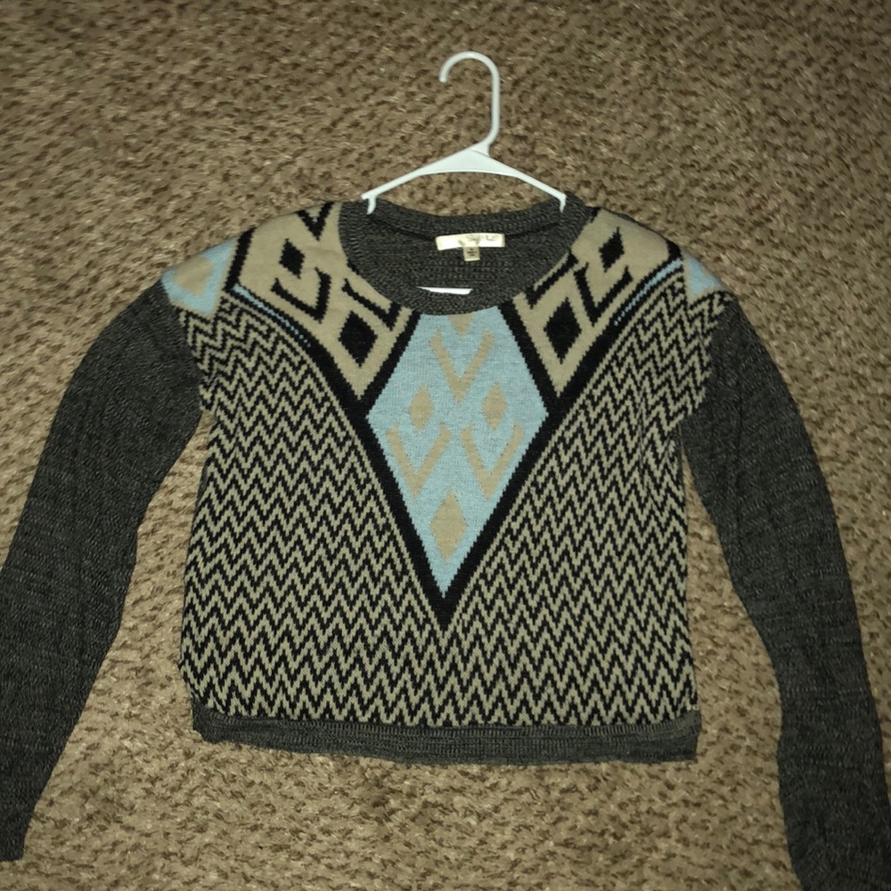 Patterned knit sweater